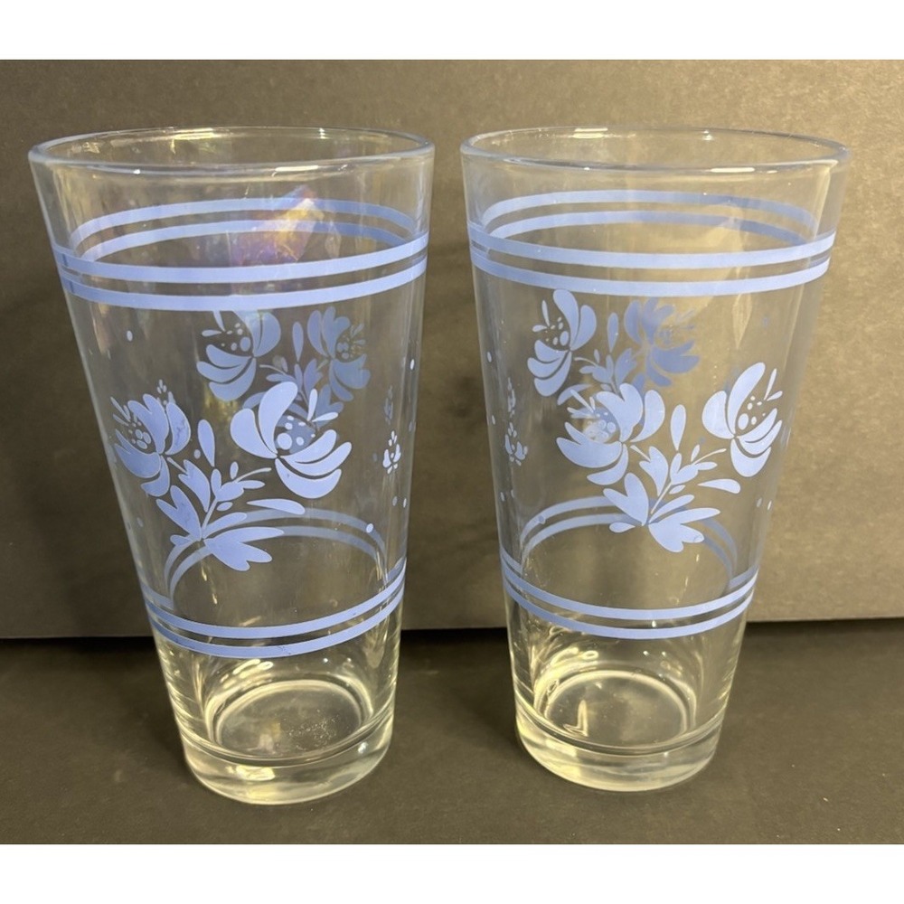2 Libbey Pfaltzgraff Yorktowne Glasses 20 oz Large 6 3/4" Clear Blue Design